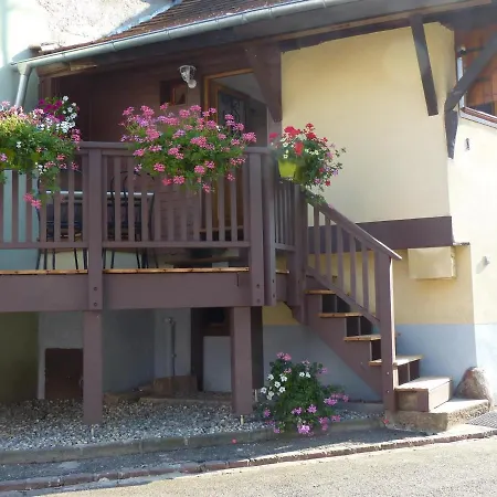 Maison Alsacienne Restauree: 3 Niveaux, Balcon, 2 Chambres, 2 Salles De Bain, Proche Commerces - Fr-1-744-9
