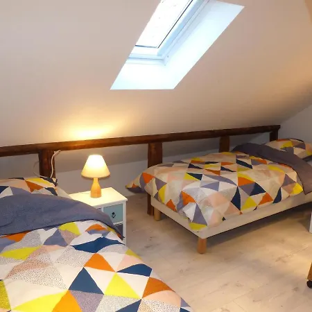 Holiday home Maison Alsacienne Restauree: 3 Niveaux, Balcon, 2 Chambres, 2 Salles De Bain, Proche Commerces - Fr-1-744-9